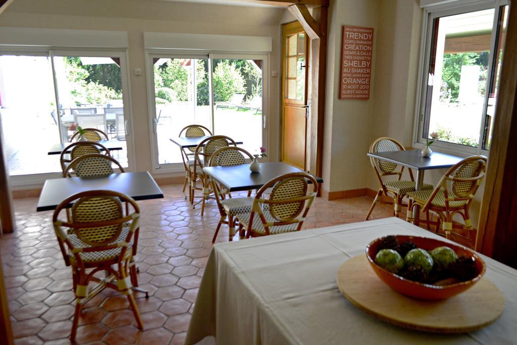 Le Clos Leonard Amboise Exterior foto