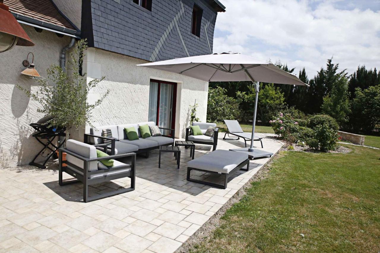 Le Clos Leonard Amboise Exterior foto